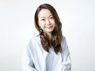 加藤真樹子（FM802 DJ）
